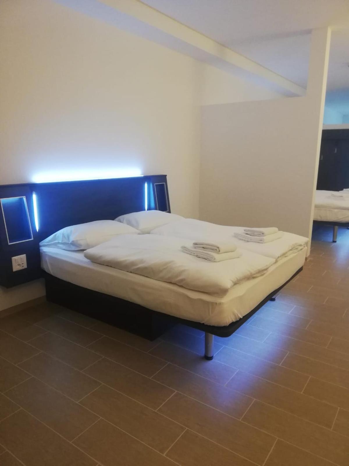 Augustus Hotel Bernkastel - Comfortable Budget Hotel Habitación foto